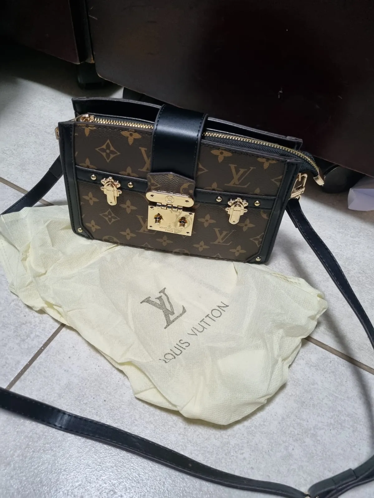 LV Bag - Crossbody