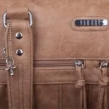 Vanchi Indie Holdall-Caramel